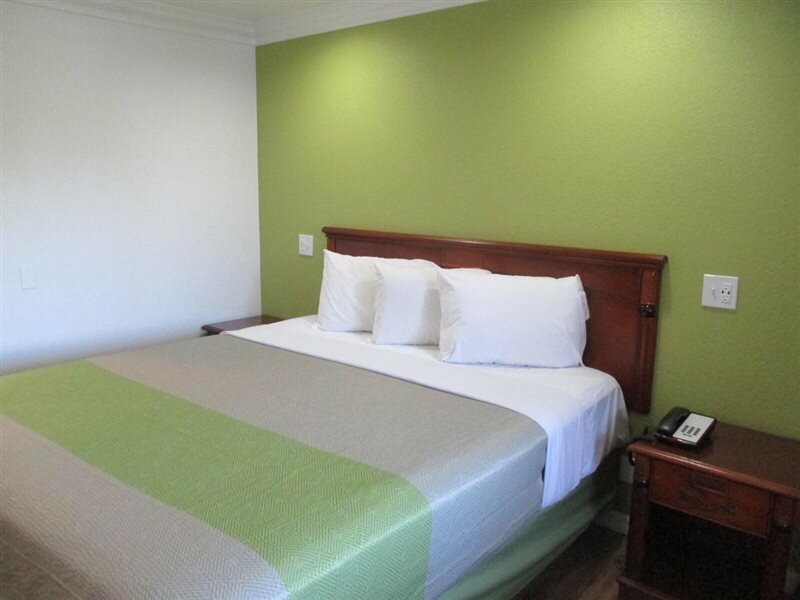 Фото Motel 6 Fresno, Ca