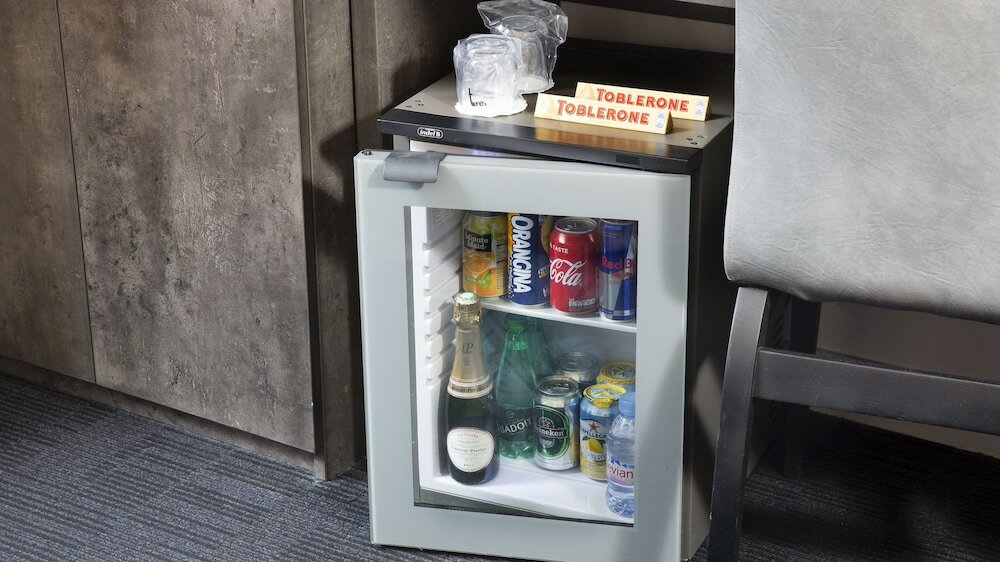 Фото Hôtel du Plat d'Etain