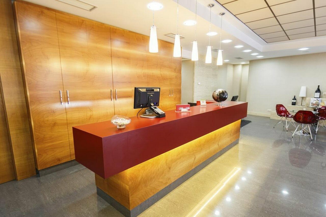 Фото Hotel Condes de Haro