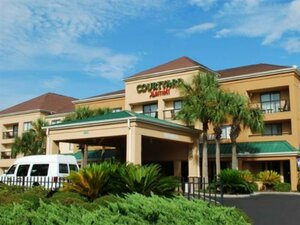 Гостиница Courtyard by Marriott Jacksonville Airport
