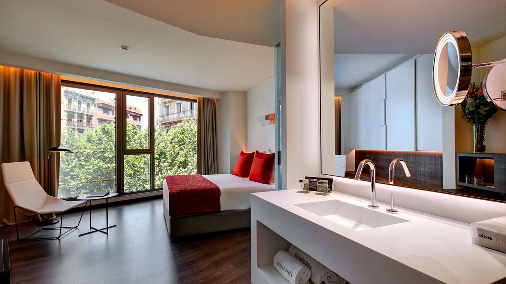 Фото Olivia Balmes Hotel