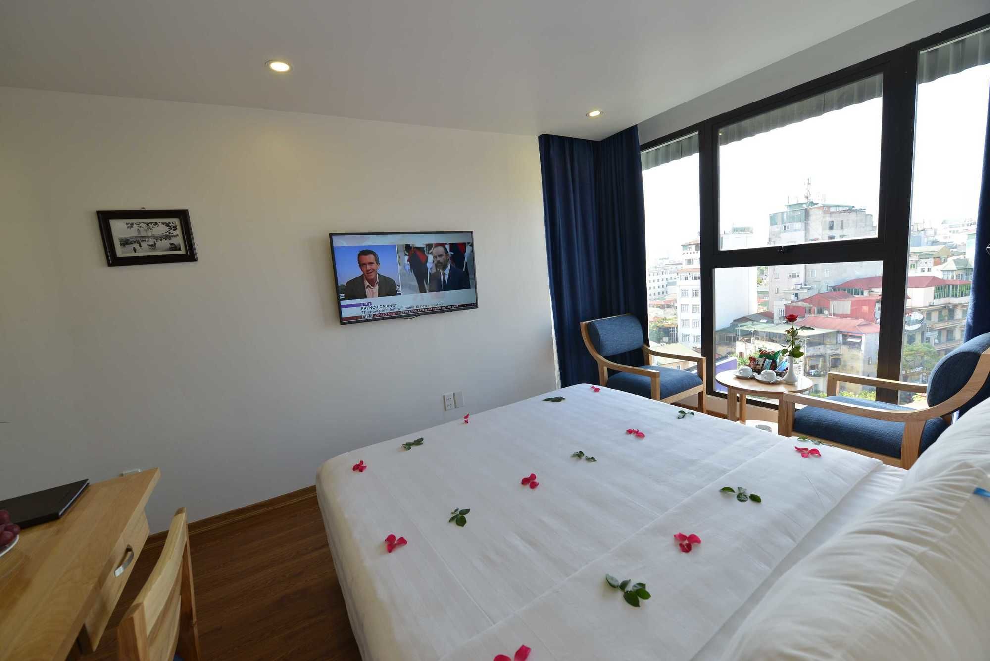 Фото Blue Ha Noi Inn Legend Hotel