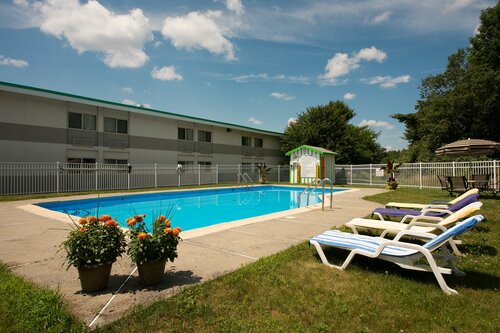 Внешний вид отеля Best Western Plus Augusta Civic Center Inn в Огасте, фото 2