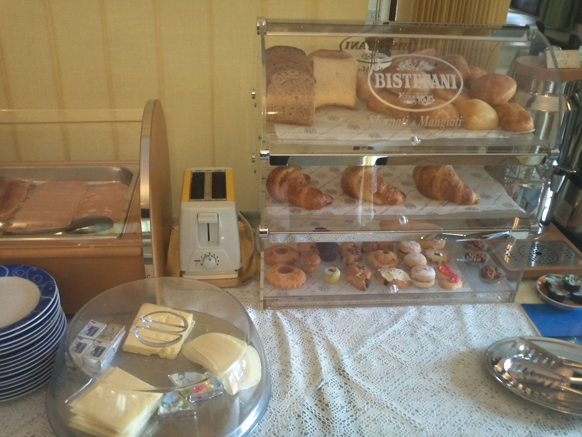 Фото Hotel Abbaruja