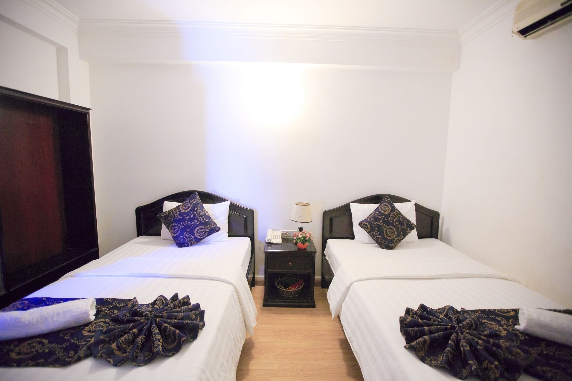 Фото Pho Bien Hotel