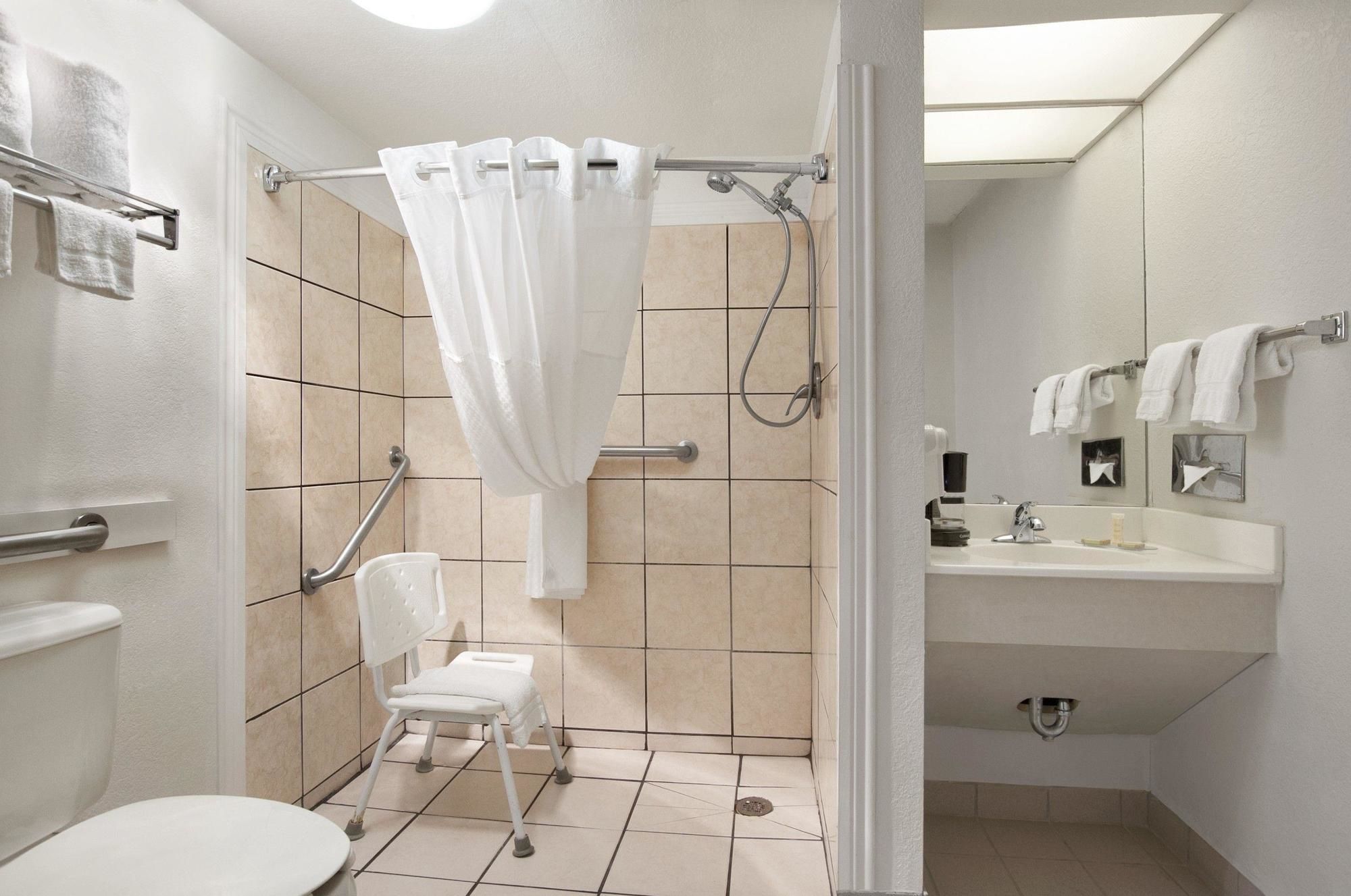 Фото Super 8 by Wyndham Ft Stockton