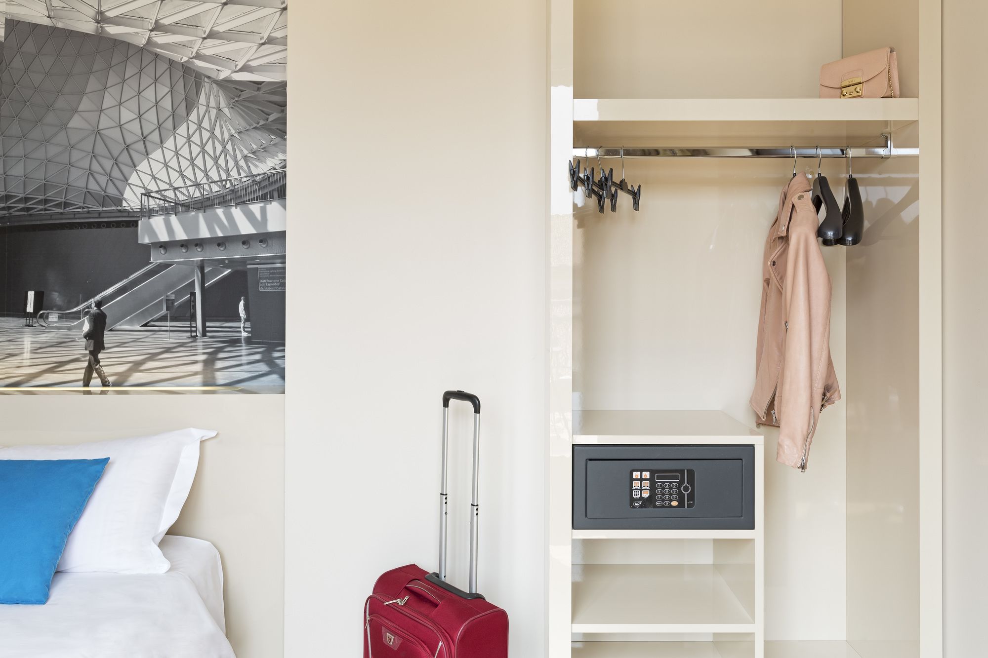 Фото B&b Hotel Milano Sant'Ambrogio