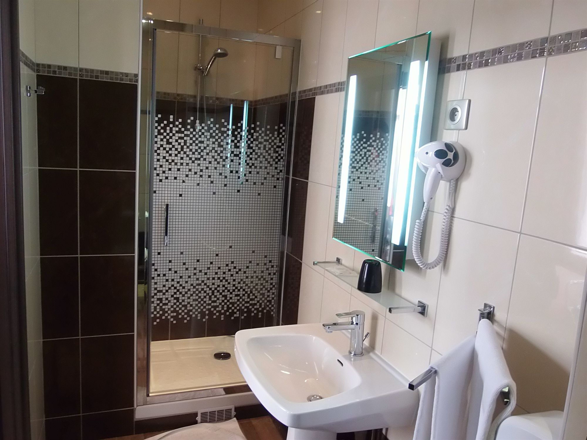 Фото Hotel Memorial