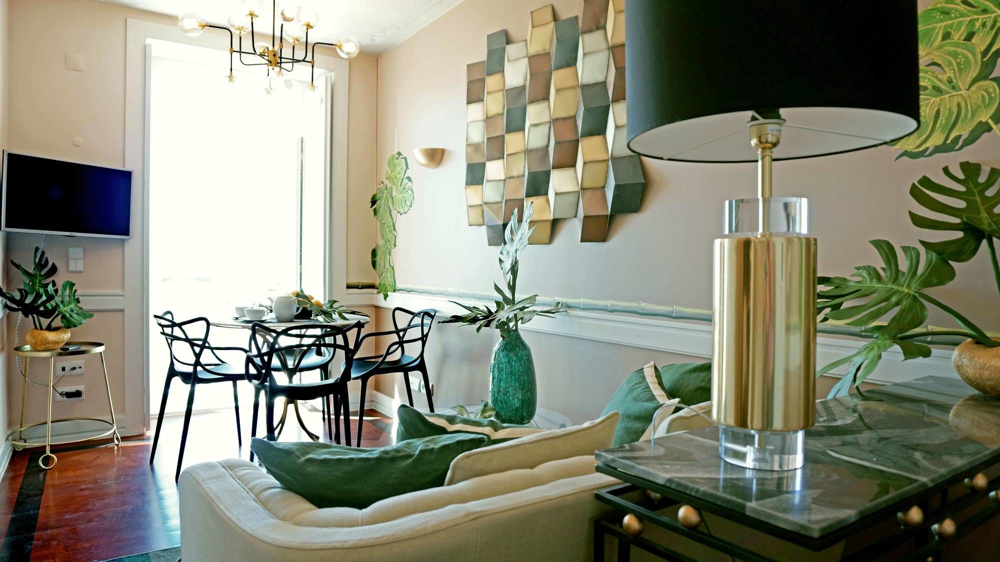 Фото Lisbon Colours Bairro Alto Apartments