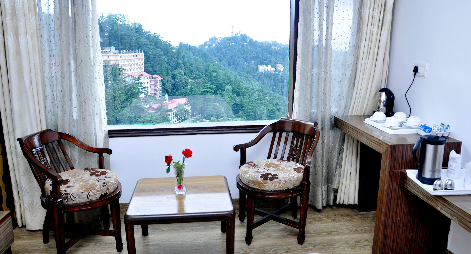 Фото Hotel Surya