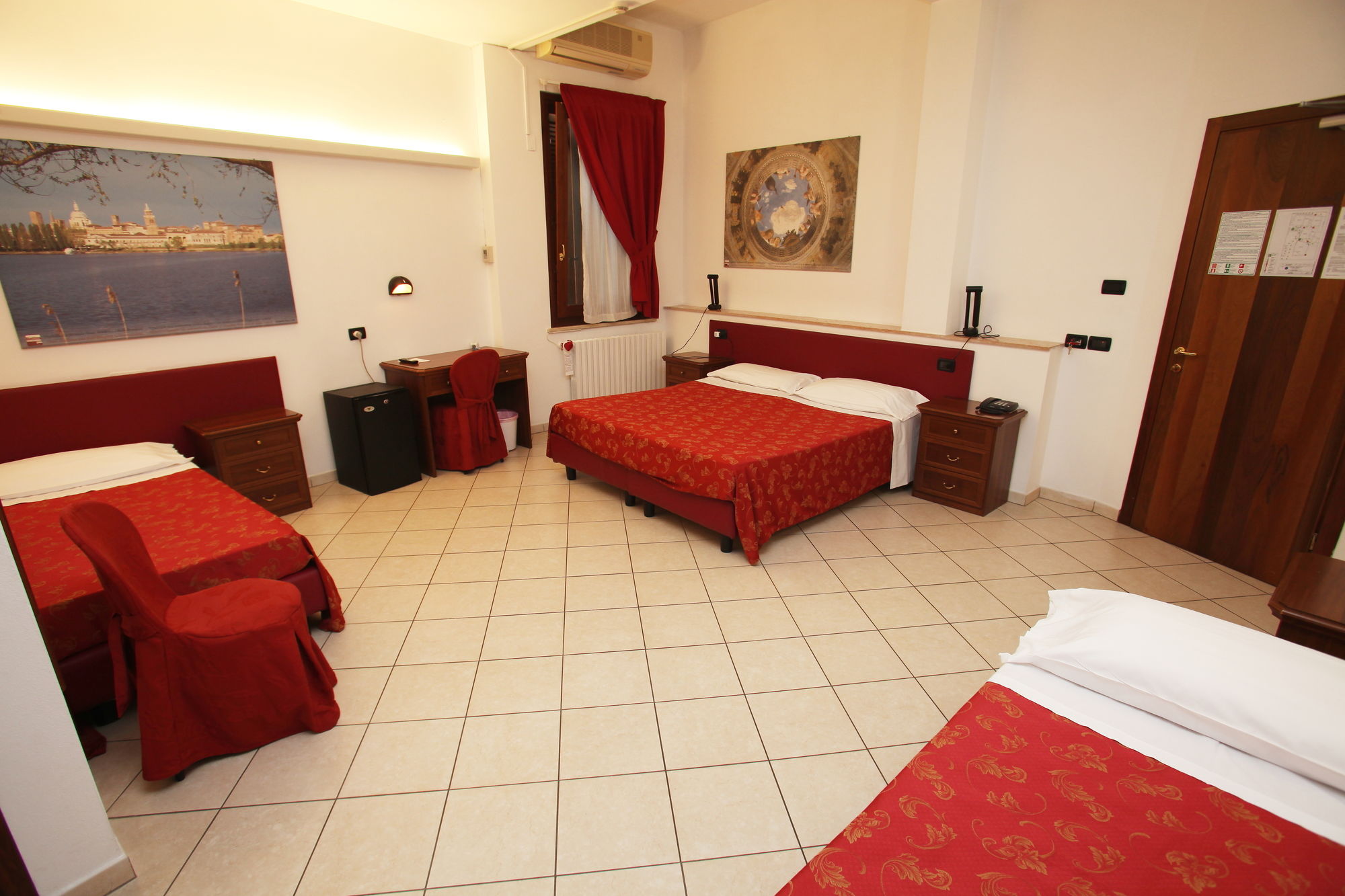 Фото ABC Comfort Hotel Mantua City Centre