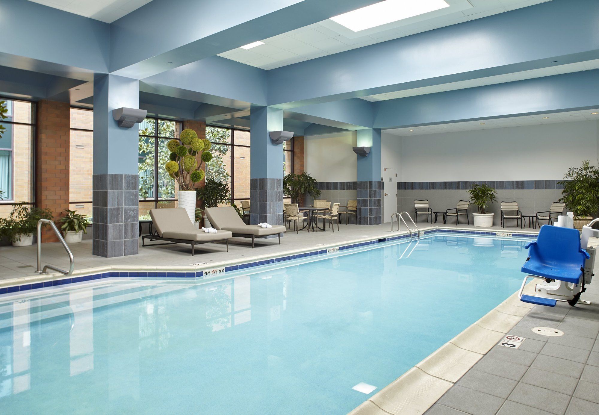 Фото Marriott Cincinnati Airport