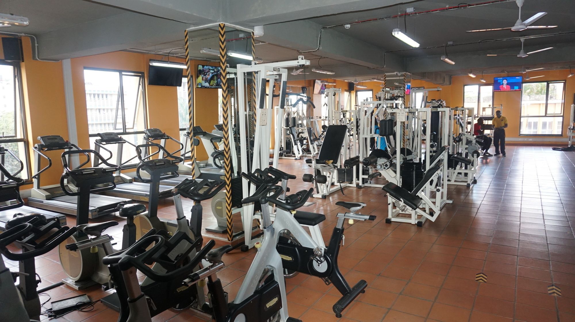 Фото Boulevard Suites