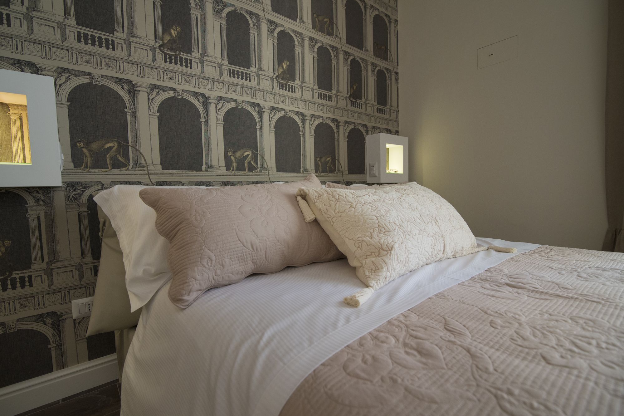 Фото Domus Deorum