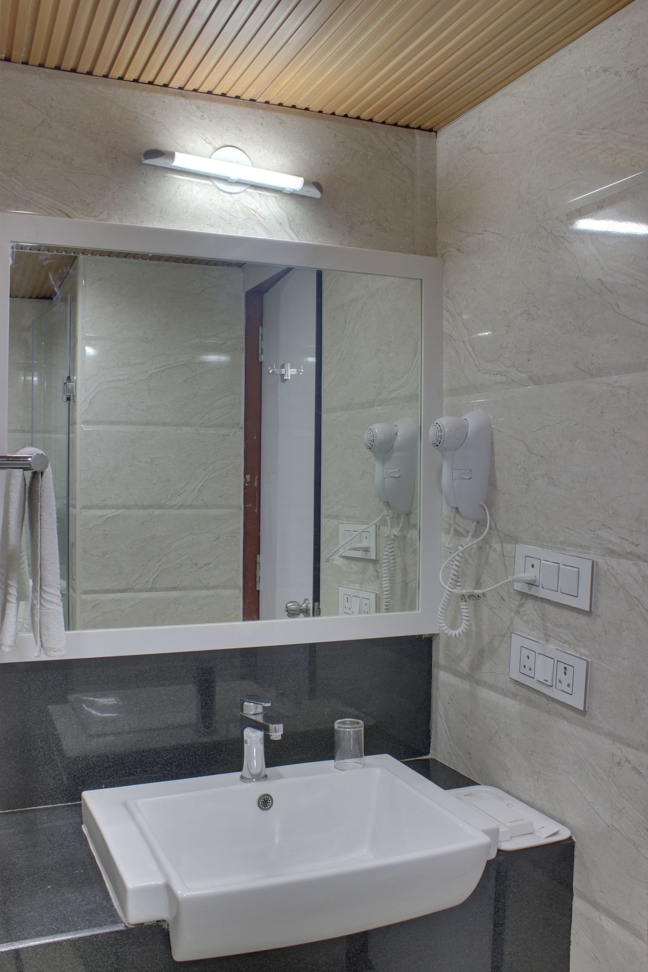 Фото Srt Alpines