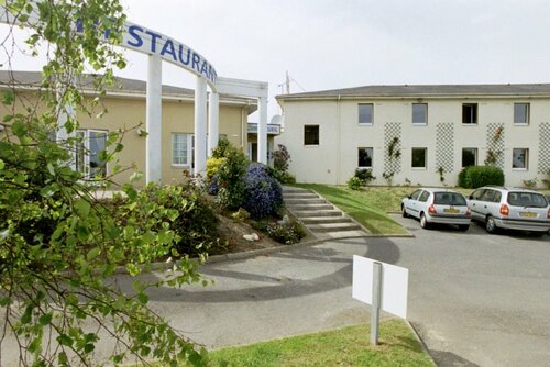 Гостиница Brit Hotel Brest Le Relecq Kerhuon в Бресте