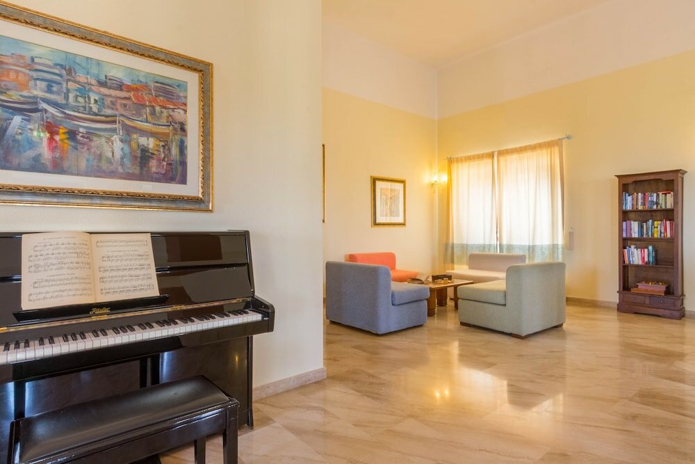 Фото Hotel Brancamaria