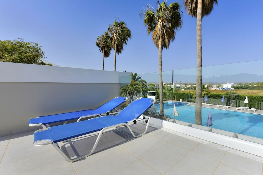 Фото Mon Repos Design Hotel