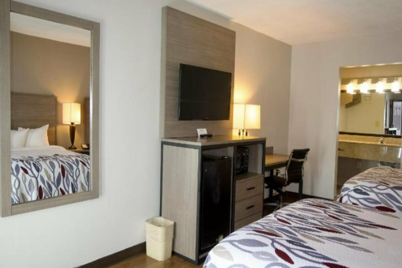 Фото Super 8 by Wyndham Port Wentworth Savannah Area