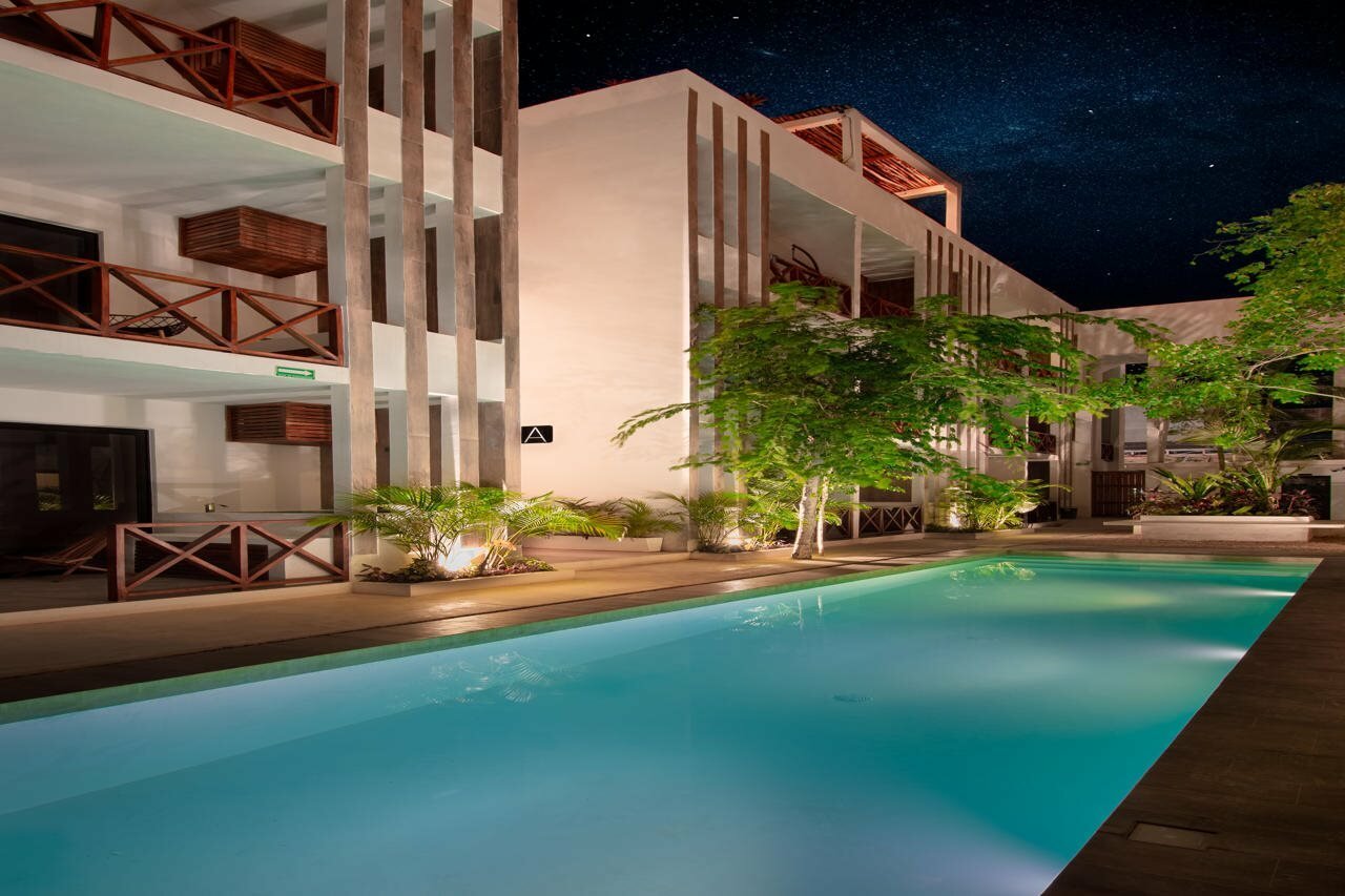 Фото отеля 1