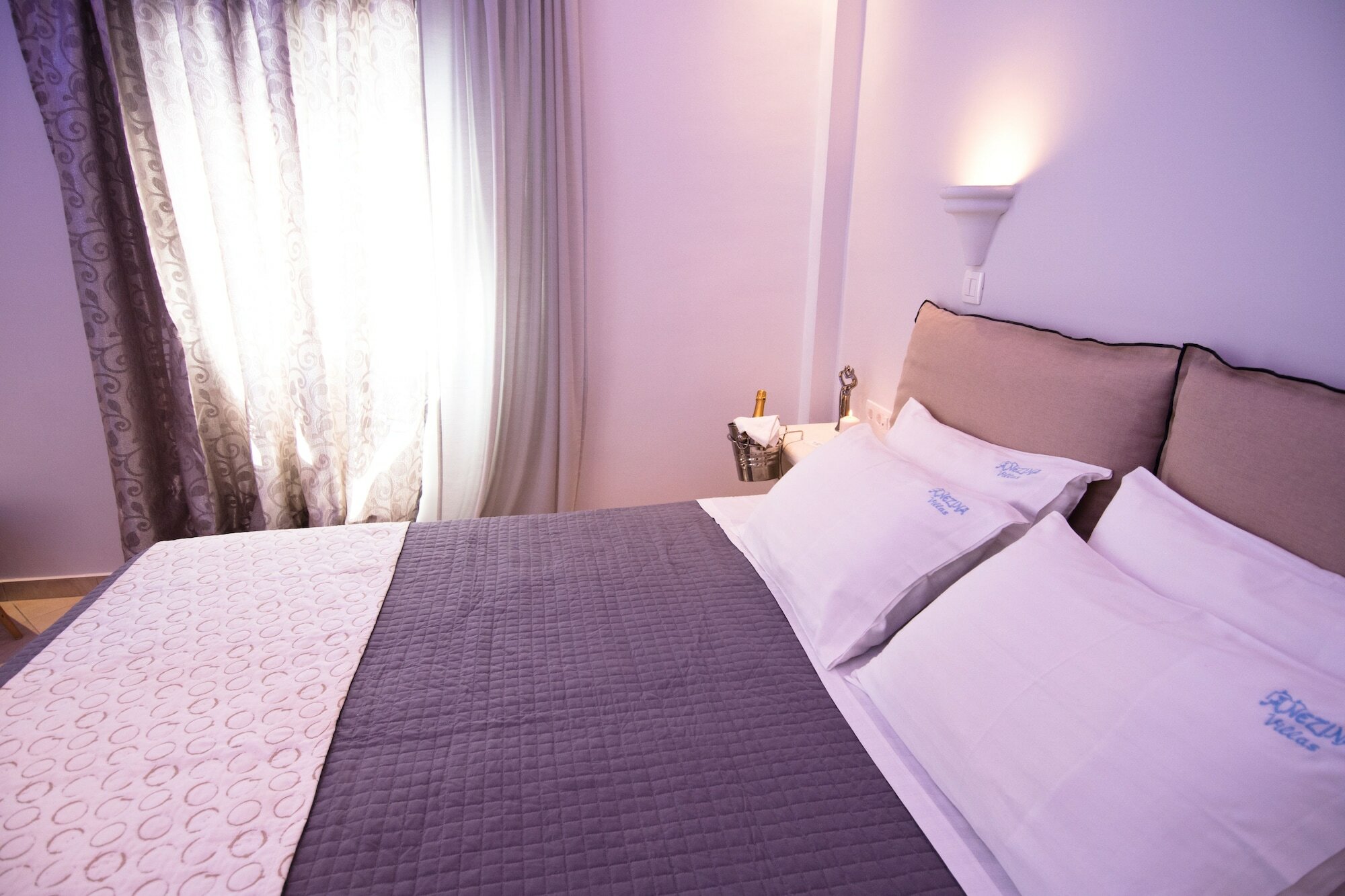 Фото Anezina Villas