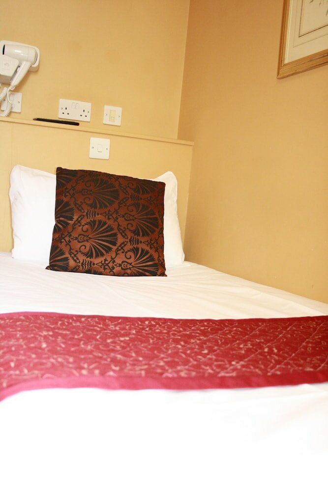 Фото Coronation Hotel