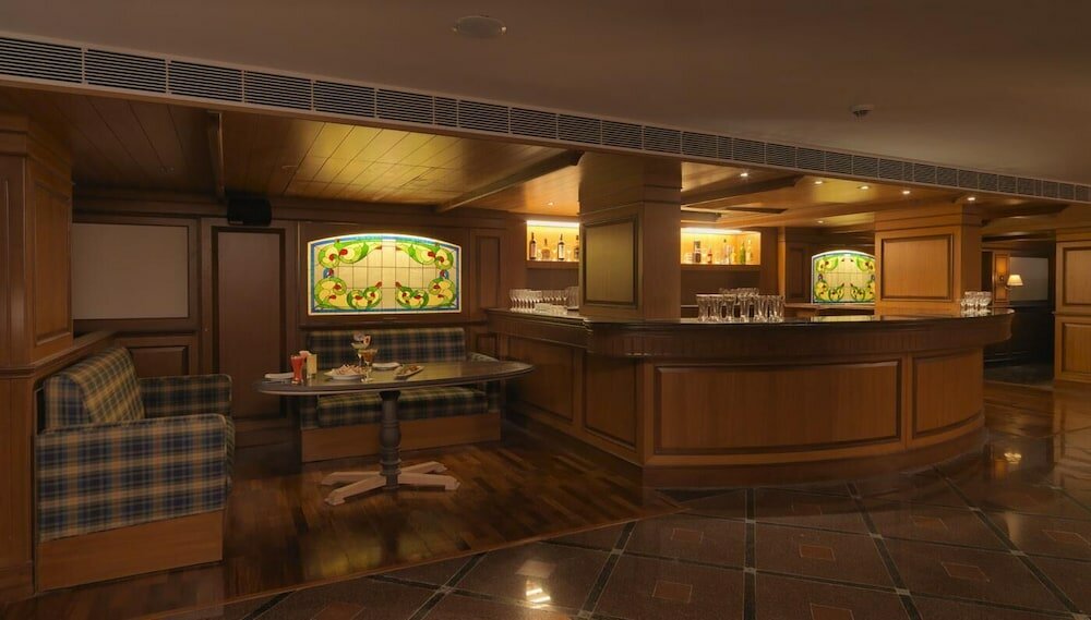 Фото Royal Orchid Central