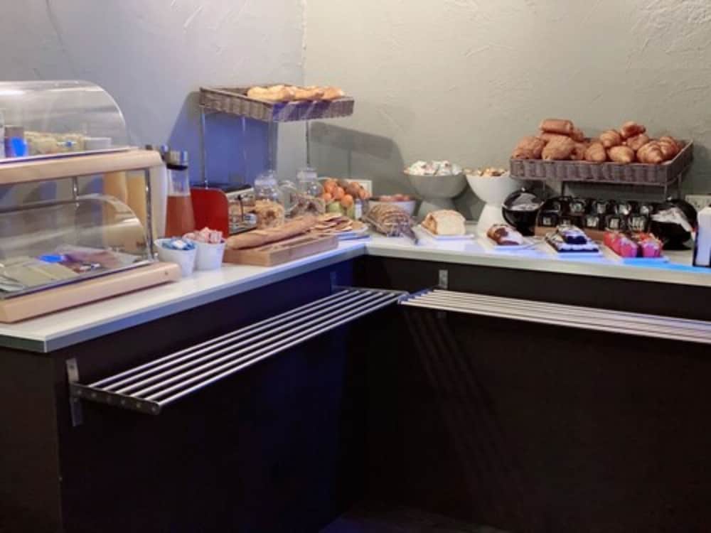 Фото The Originals City, Hotel Ariane, Toulouse