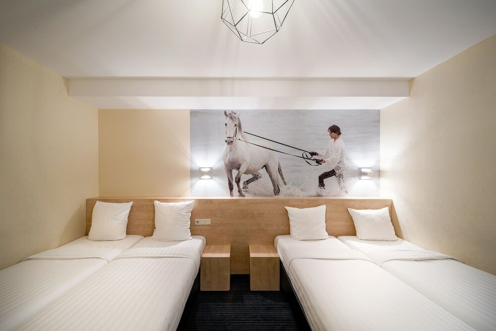 Фото Hotel Iron Horse