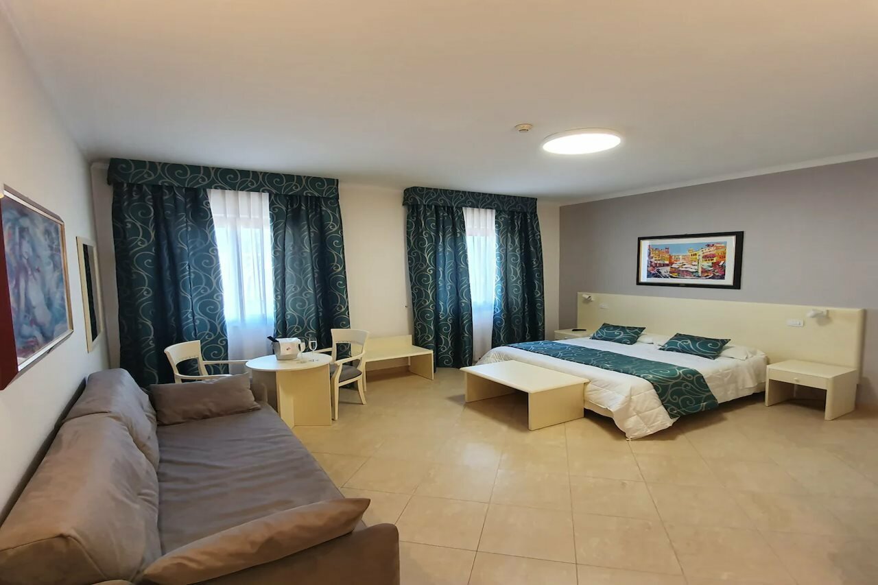 Фото Hotel Centrale