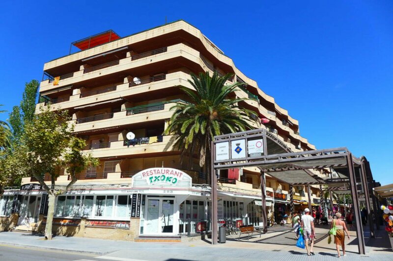 Апартаменты Azahar Apartments