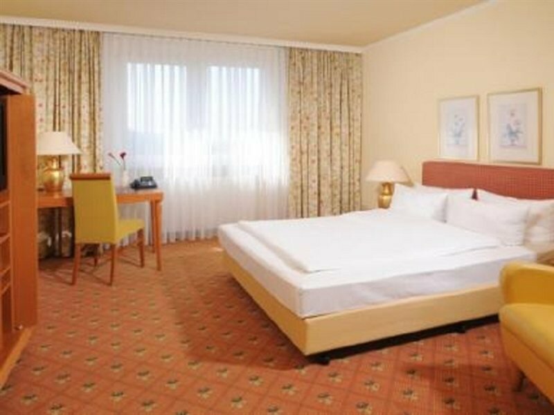 Фото Leonardo Hotel Heidelberg City Center