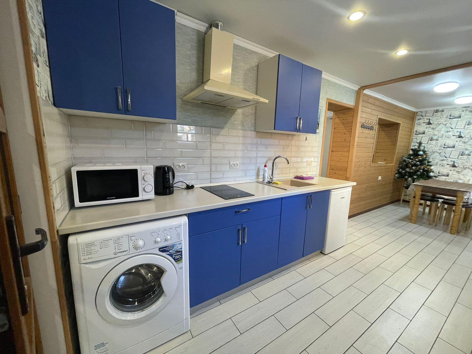 Фото Роза Кавказа