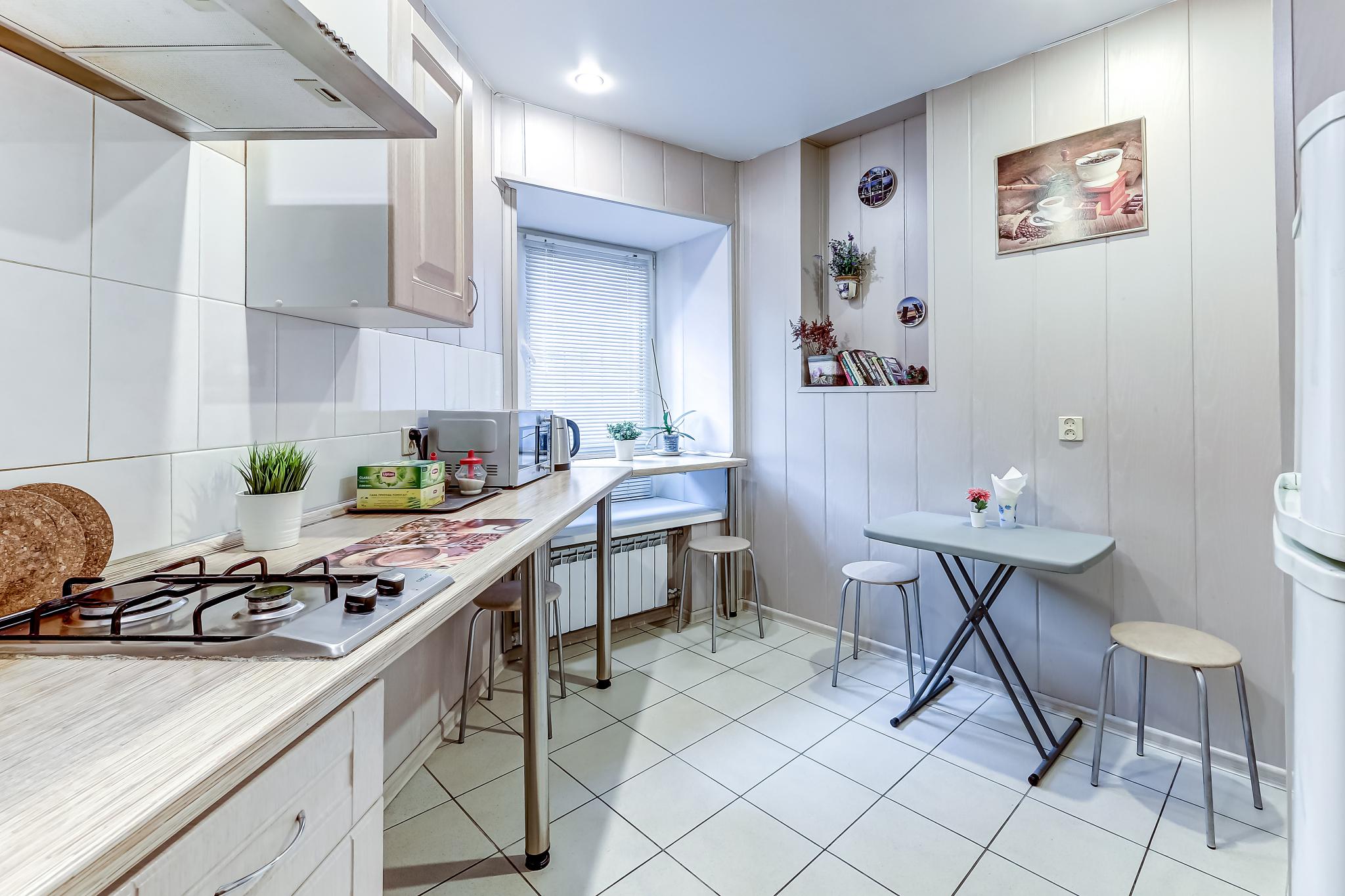 Фото Август