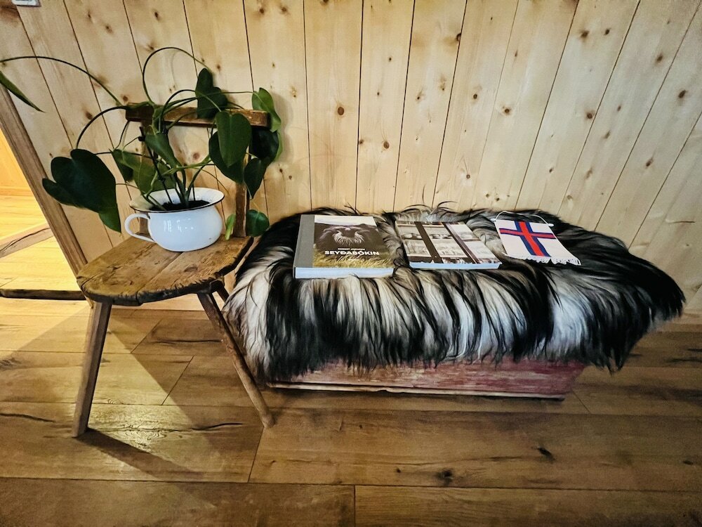 Фото Greystone House - Historic - Unique