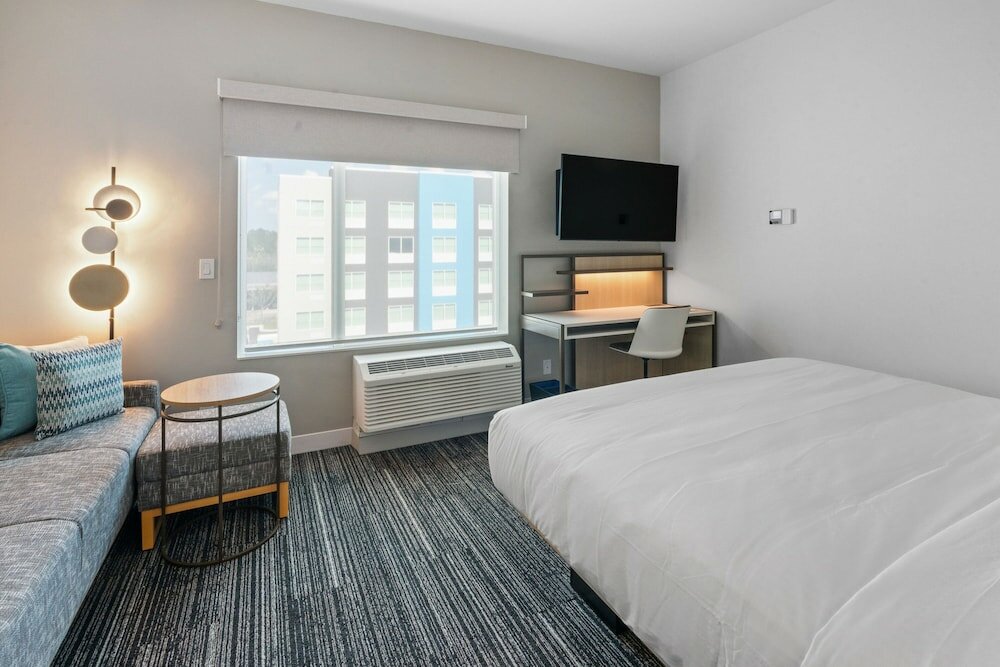 Фото TownePlace Suites Jacksonville Airport