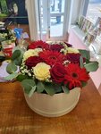 Дон Бутон (Popova Street, 100В), flower shop