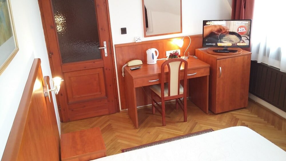 Фото Helios Apartman Hotel