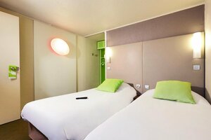 Гостиница Hôtel Restaurant Campanile Dole