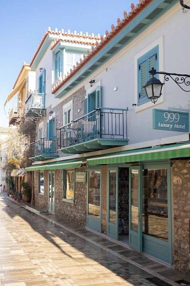 Фото 999 Luxury Hotel