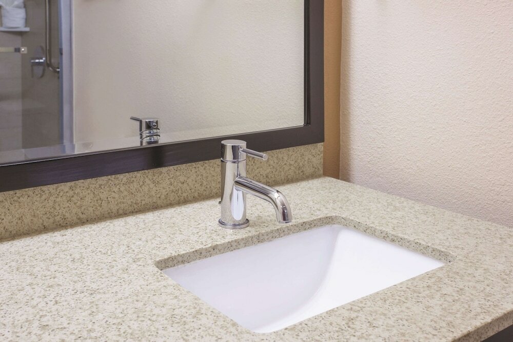 Фото La Quinta Inn by Wyndham Berkeley