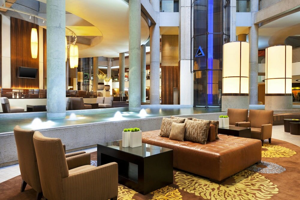 Фото The Westin Bonaventure Hotel & Suites Los Angeles