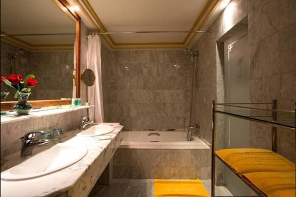 Фото Es Saadi Marrakech Resort - Palace