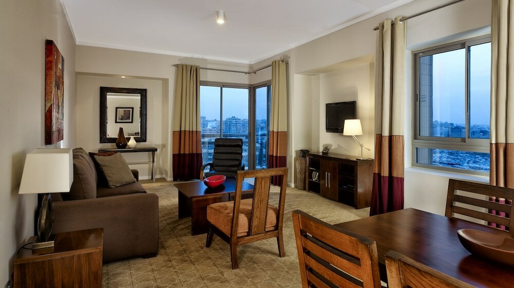 Фото Staybridge Suites Cairo - Citystars