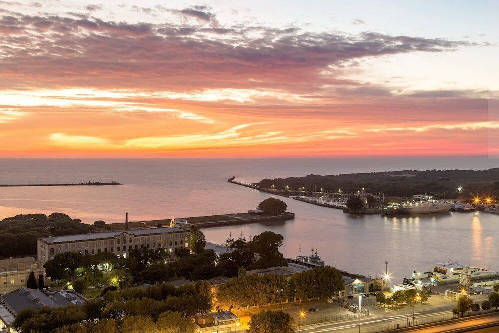 Фото Sheraton Buenos Aires Hotel and Convention Center