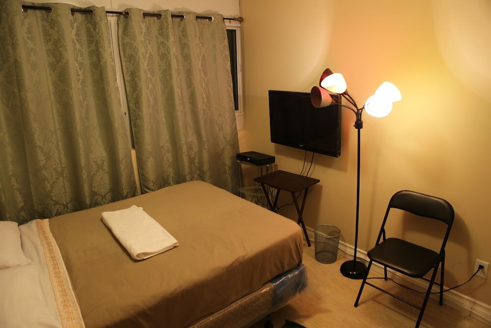 Фото Toronto Furnished Rooms