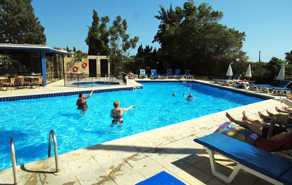 Фото Hilltop Gardens