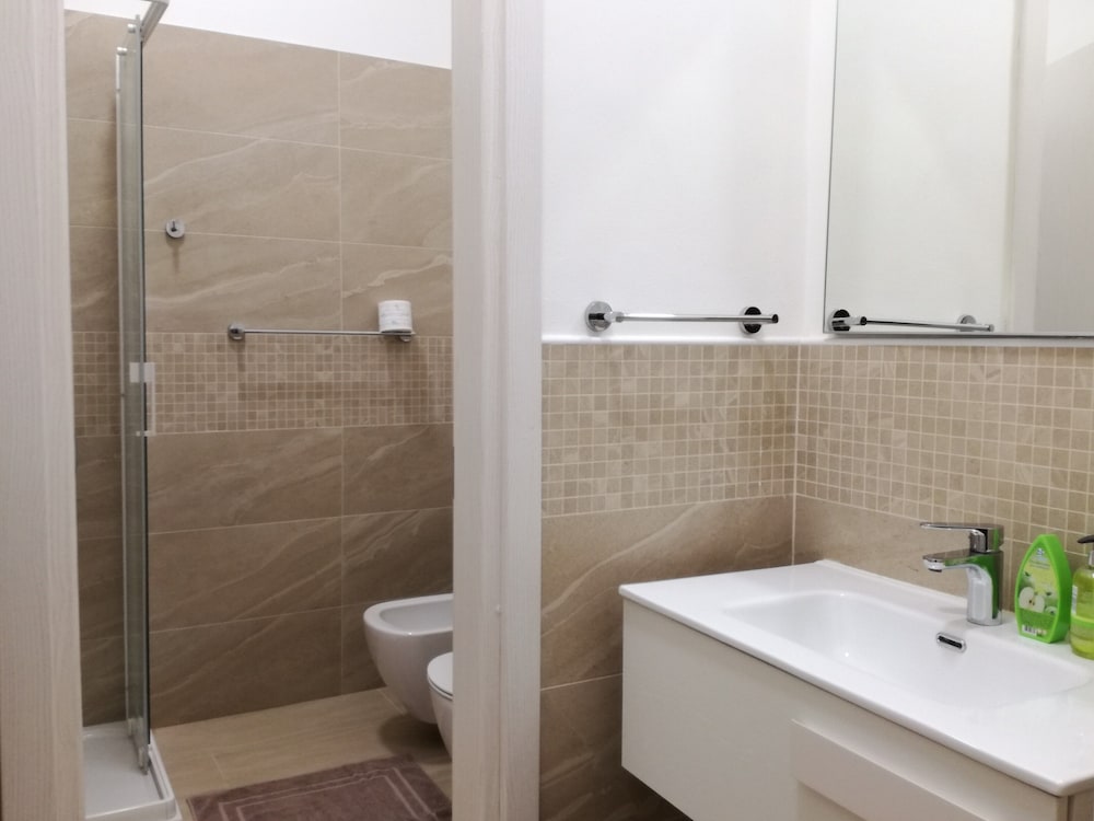 Фото Апартаменты Trieste Center Rooms