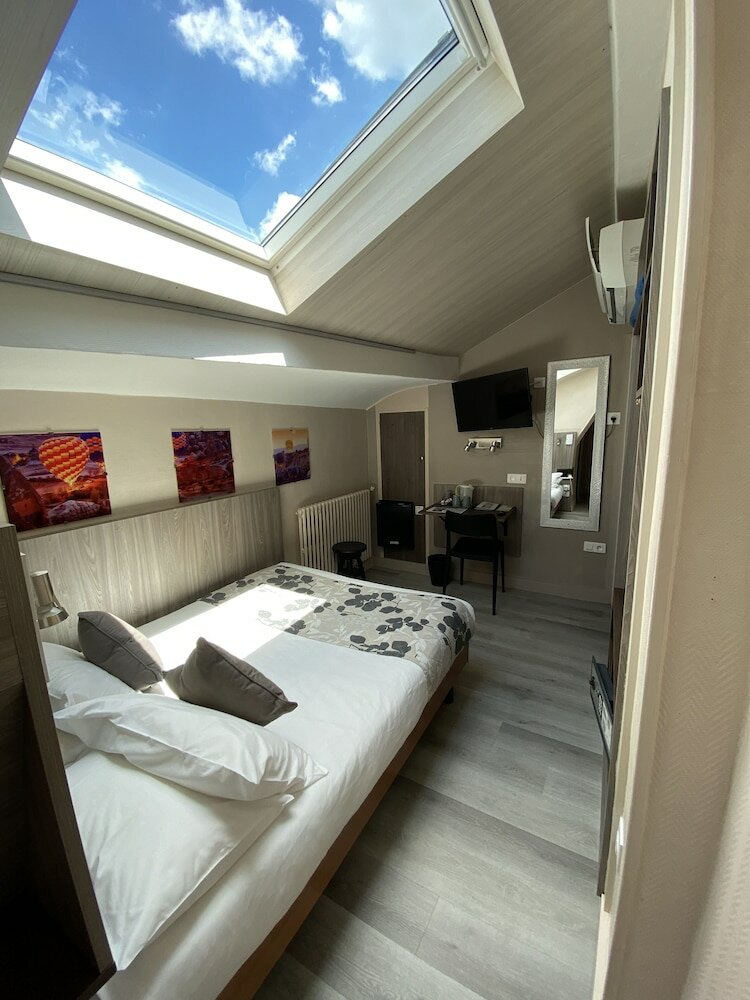 Фото Le Strasbourg Hotel