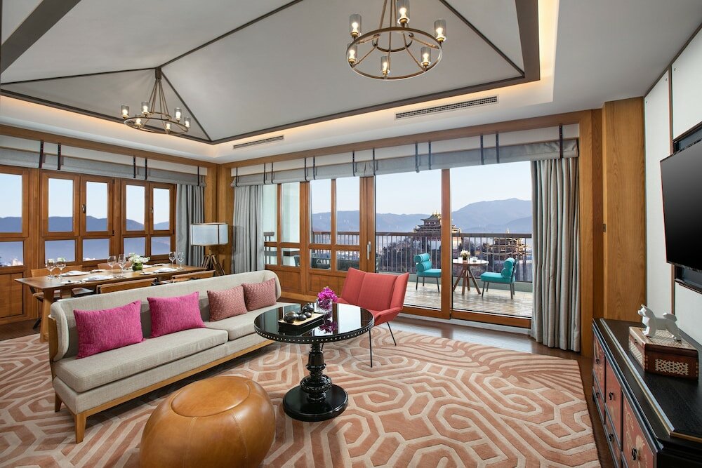 Фото Hotel Indigo Diqing Moonlight City, an Ihg Hotel